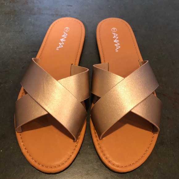 LAST PAIR! Comfy 🌹gold vegan leather sandals - Picture 2 of 3